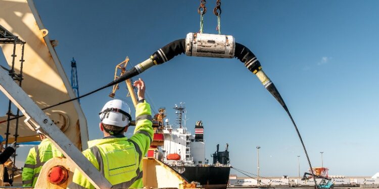 الربط الكهربائي بين المغرب وبريطانيا