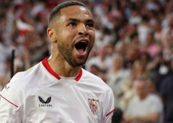 النصيري يقهر مانشيستر يونايتد ويرفع أسهمه في سوق اللاعبين