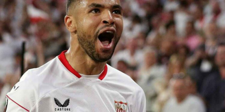 النصيري يقهر مانشيستر يونايتد ويرفع أسهمه في سوق اللاعبين