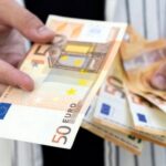 استمرار تراجع الأورو