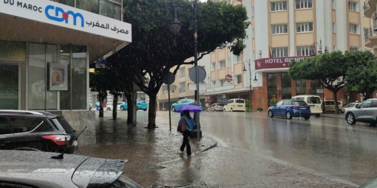 اجواء ممطرة بطنجة بعد أشهر من الجفاف