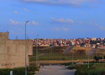 أزمة التعمير في جماعة اكزناية