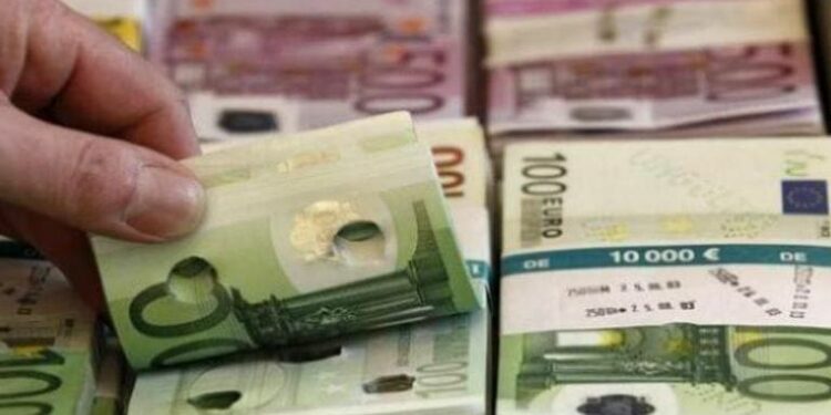 الأورو يسجل ارتفاعا تدريجيا في سوق الصرف