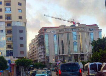 عمارات شاهقة