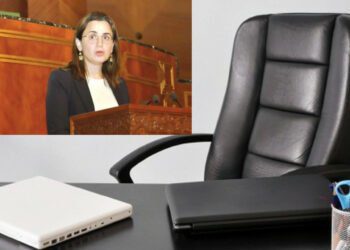 الموظفين الأشباح