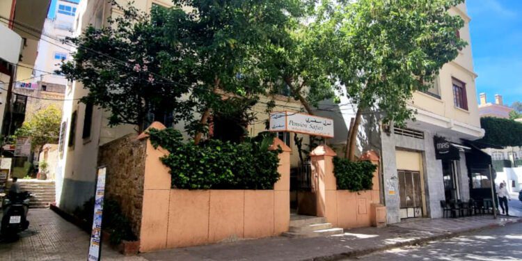 ساكنة بطنجة مهددة بالإفراغ من طرف منعش عقاري ينحدر من العرائش