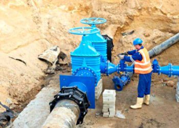 أنابيب الماء