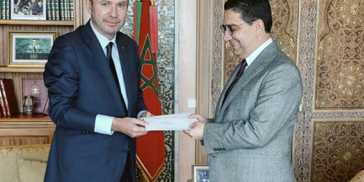السفير الفرنسي يجدد مساندة باريس لمقترح الحكم الذاتي في الصحراء