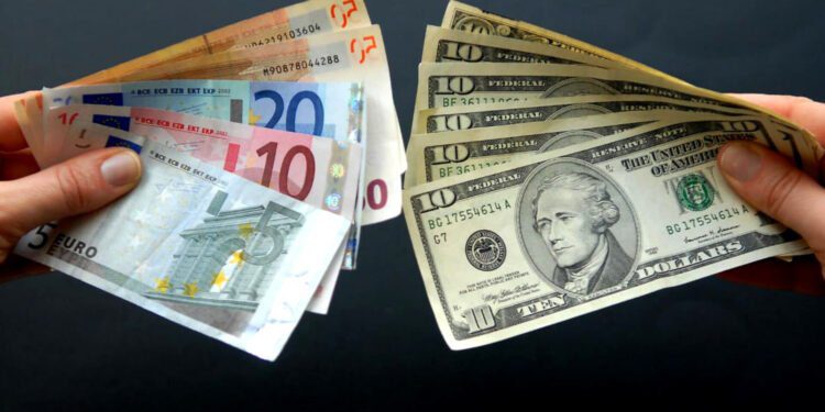 الأورو والدولار