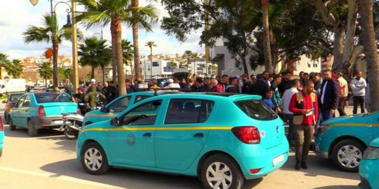 سيارات الأجرة بطنجة