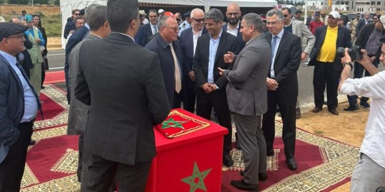 أشغال محطة تعبئة الفواكه الحمراء بالقطب الفلاحي اللوكوس