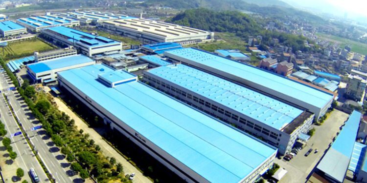 مصنع للنحاس