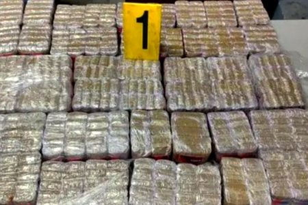 هكذا تمكن أمن ميناء طنجة من إحباط محاولة لتهريب كمية كبيرة من المخدرات