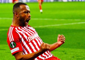 أيوب الكعبي يسجل هدف الفوز في نهائي دوري المؤتمر الأوروبي