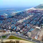 حاويات ميناء طنجة المتوسط