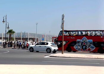 حافلة السياحة بطنجة