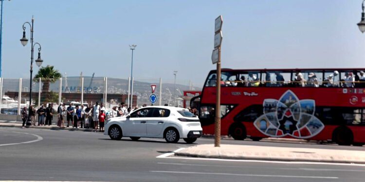 حافلة السياحة بطنجة