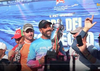 الرياضات البحرية تزدهر في المسابقات التي ينظمها النادي الملكي للزوارق 