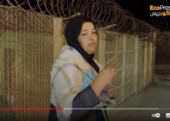 أم تبحث عن ابنتها وسط حشود الحراكة بالمعبر الحدوذي سبتة الفنيدق