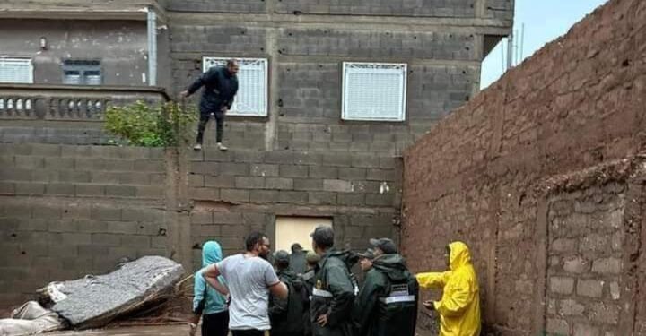 فياضانات ورزازات تتسبب في انهيار مباني سكنية
