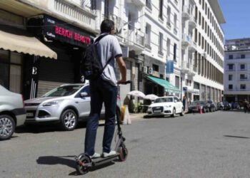 التروتينيت تدخل مدونة السير