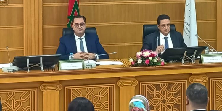 الوالي يونس التازي منزعج من بعض السياسيين في طنجة لهذا السبب