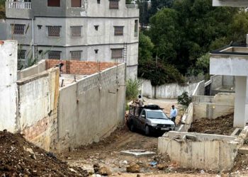 بناء عشوائي في منطقة فيلات بطنجة