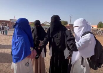 مدير مؤسسة بإقليم السراغنة يمنع تمدرس تلميذات بالنقاب