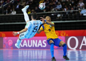 موعد مباراة البرازيل والأرجنتين في نهائي كأس العالم للصالات 2024