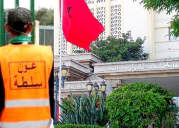 توقيف عوني سلطة بطنجة بسبب تساهلهما مع خروقات التعمير