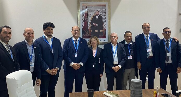 رئيس جماعة شفشاون يتوسط صورة أعضاء شبكة المدن العالمية المستدامة