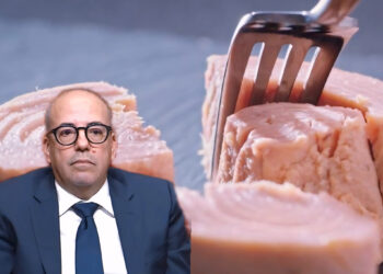 مواد سامة مسرطنة بعلب التون