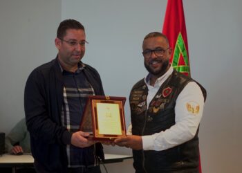 تكريم الدراج المغربي السنغالي عدنان بن يعقوب و المهدي الغاني المتضامن مع غـزة