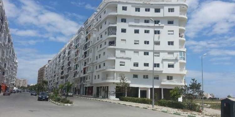 سكان بيتي سكن يعيشون الرعب
