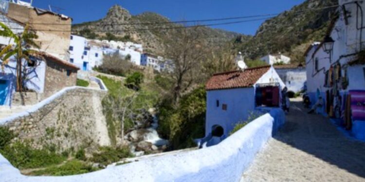 تطوان تعتمد تصاميم جديدة لتغطية 95 دوارًا وضبط التوسع العمراني