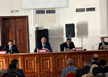 منير الليموري يترأس أول اجتماع لمجموعة جماعات توزيع الماء والكهرباء