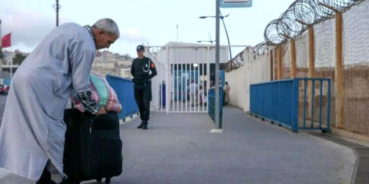 صندوق تمر يجر عنصرا من الحرس المدني بسبتة إلى المحاكمة