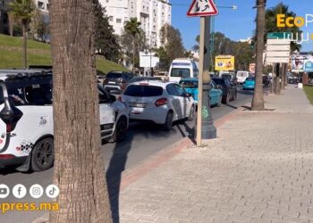 أضواء التشوير في طنجة شملت 33 مدار طرقيا و 17 تقاطعا بين الشوارع