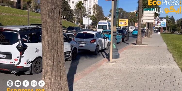 أضواء التشوير في طنجة شملت 33 مدار طرقيا و 17 تقاطعا بين الشوارع