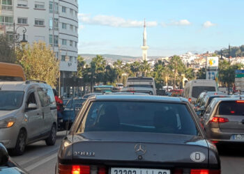 إحصائيات سلطات طنجة.. 9200 سيارة تعبر ساعة الذروة من مدار تطوان