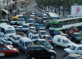 الدار البيضاء تحتل المركز 69 في قائمة المدن الأكثر ازدحامًا عالميًا