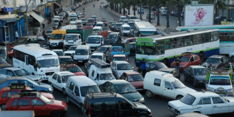 الدار البيضاء تحتل المركز 69 في قائمة المدن الأكثر ازدحامًا عالميًا