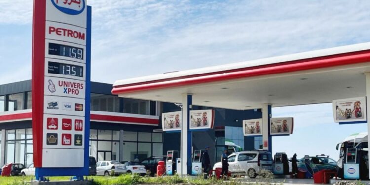 شركات توزيع المحروقات تحقق أرباحاً تفوق 4,16 مليار درهم في الربع الثالث من 2024