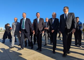 الوزير سعد برادة يحل بطنجة ويوقع اتفاقية شراكة مع الجامعة الملكية للشراع