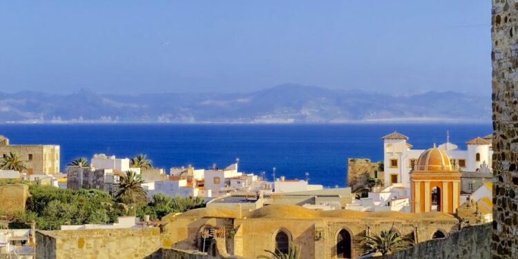 أشغال بناء تهدد بمحو مآثر تاريخية في المدينة العتيقة لطنجة