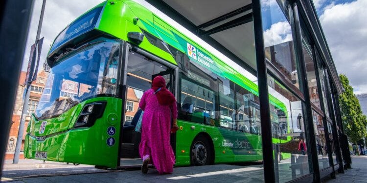 تفاصيل جديدة عن حافلات النقل الحضري التي ستدخل طنجة وتطوان في نفس التاريخ !!