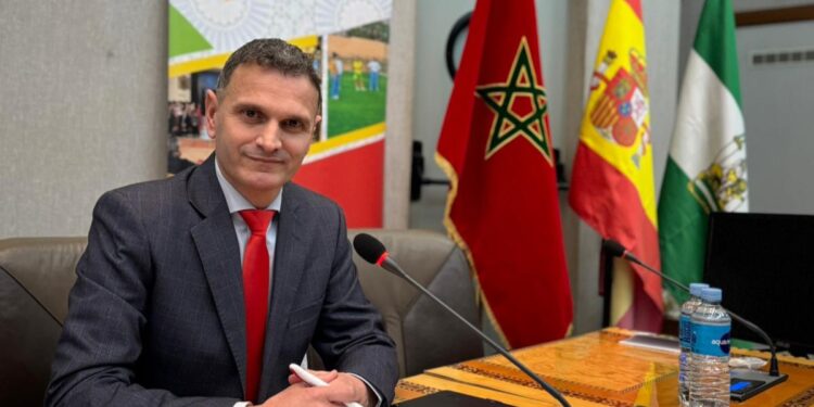 “محادثات سرية حول طنجة”.. توقيع كتاب مغربي في مايوركا الإسبانية