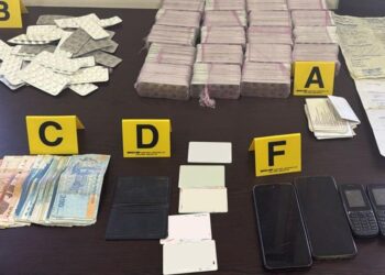 أمن تطوان يجهض محاولة تهريب 12 ألف قرص مخدر ويوقف شخصين