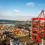 ارتفاع العجز التجاري بالمغرب إلى 306,47 مليار درهم في 2024: زيادة في الواردات والصادرات