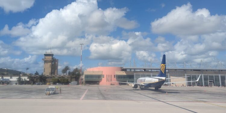 خبر سار.. "ريان إير" تطلق رحلة تربط بني ملال بطنجة بتكلفة منخفضة